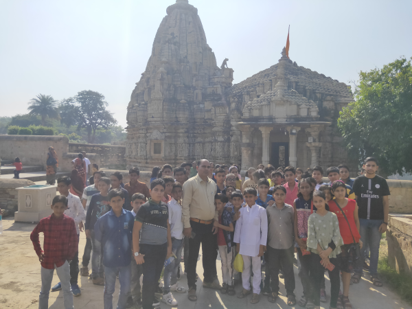 School Tour " Chittorgarh, Udaipur"